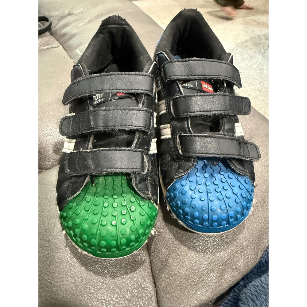 Adidas x LEGO Superstar Mismatched Black Green Blue Kids Shoes GY3325 Size 3Y